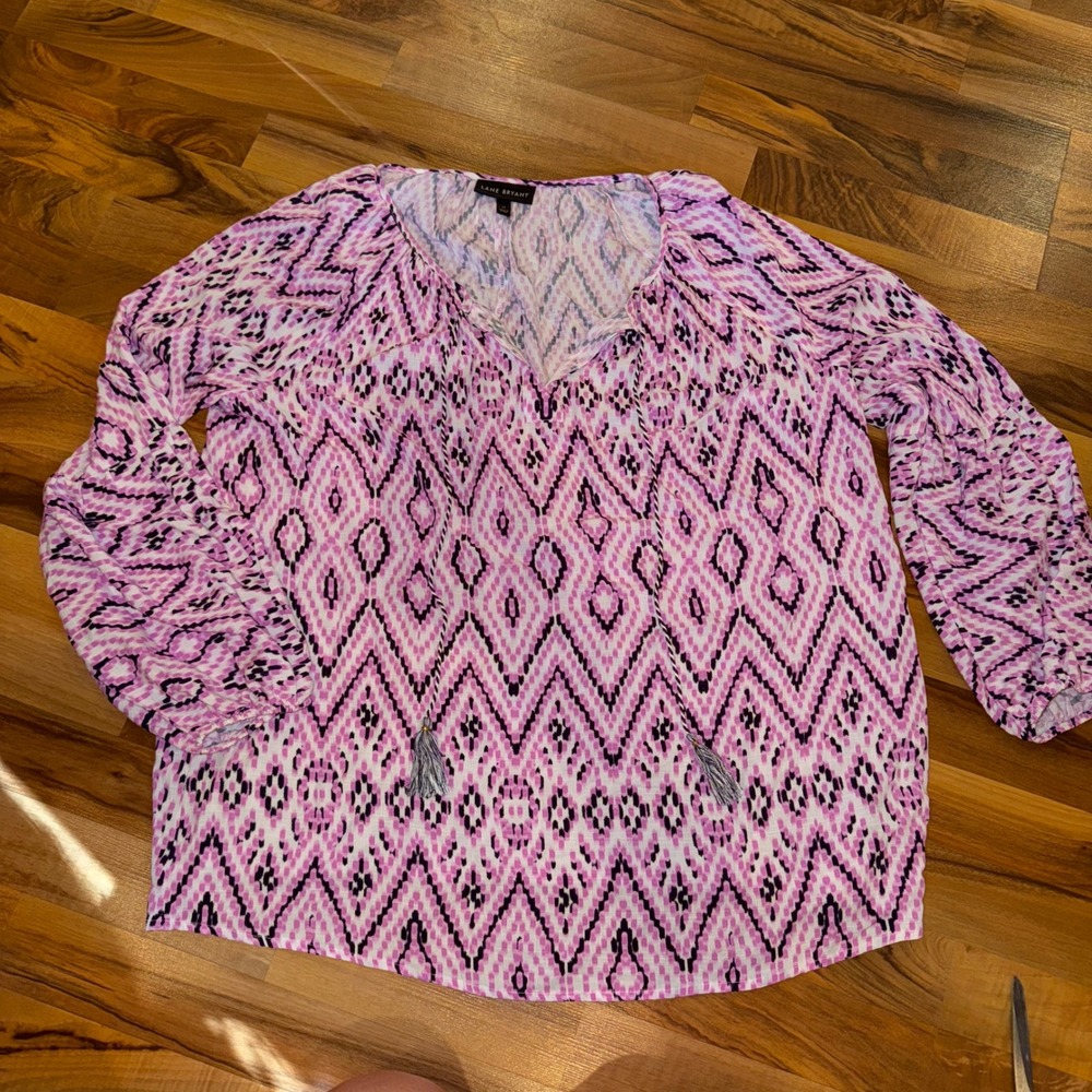 Lane Bryant Women Geometric Print Tassel Tie‎ Neck Boho Blouse Top Size 14 light